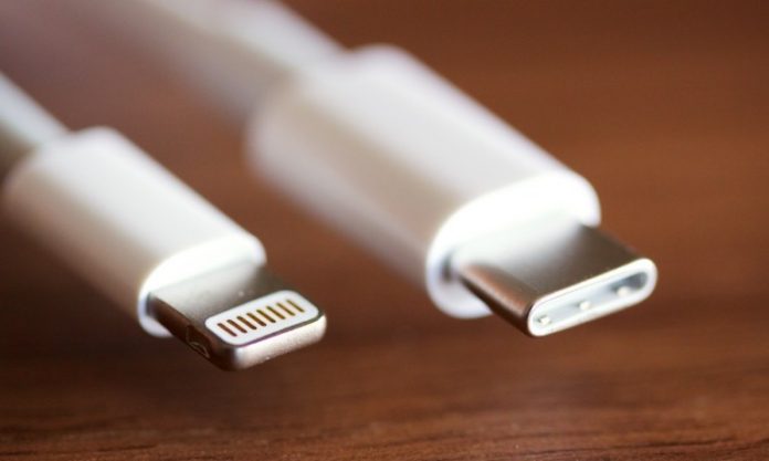 کابل USB-C و لایتنینگ آیفون