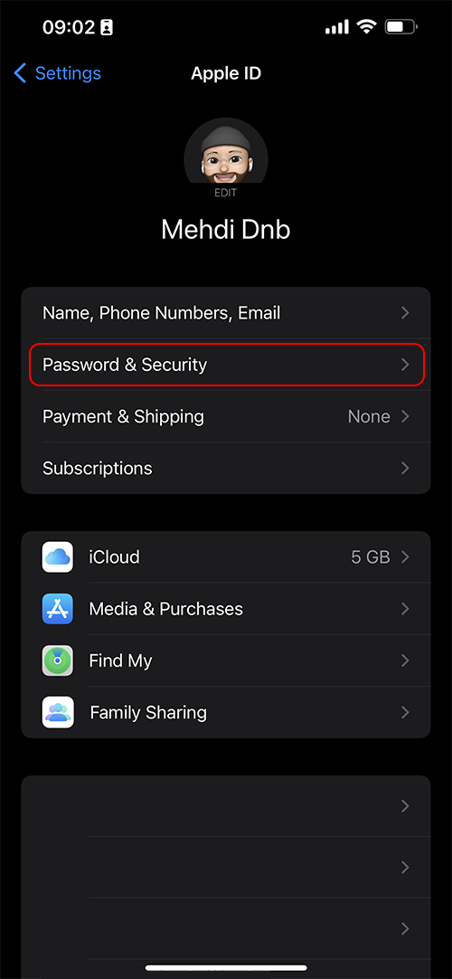 نمایی از قسمت Password & Security