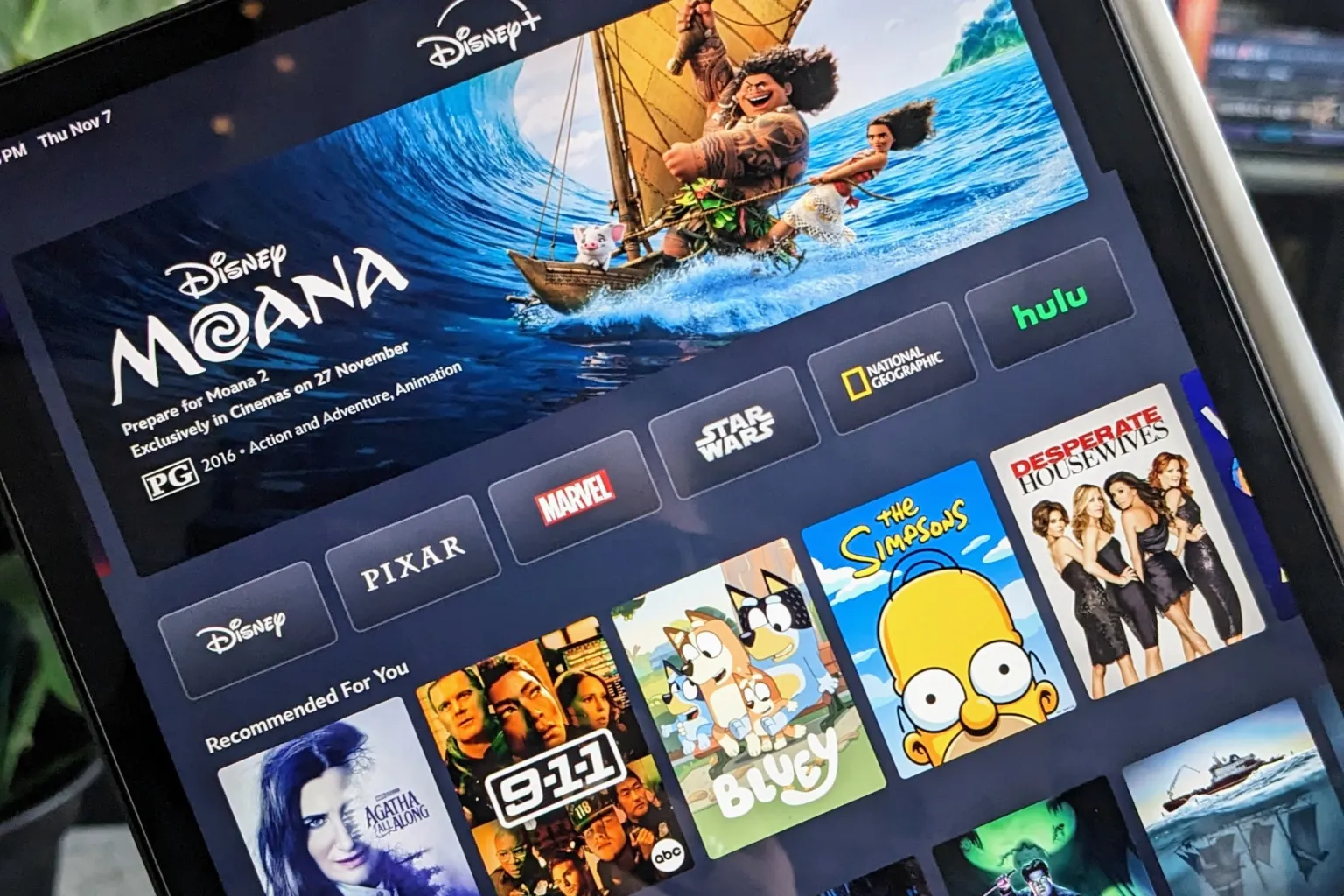 صفحه خانگی Disney+