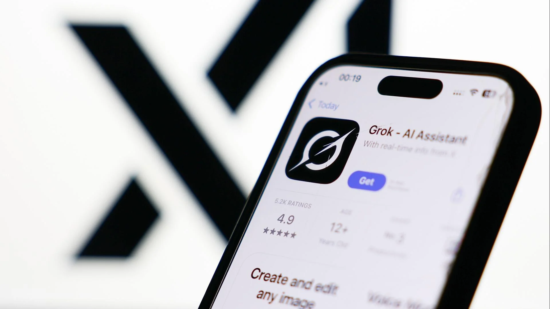 اپلیکیشن هوش مصنوعی Grok